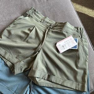 Mondetta Outdoor Project Women’s Shorts NWT, Olive, L or Large